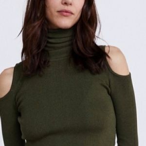 ZARA COLD SHOULDER TURTLENECK.